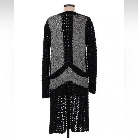 Minnie Rose Black & Grey Metallic Knit Crochet Open Front Cardigan Size M Medium - Picture 2 of 2